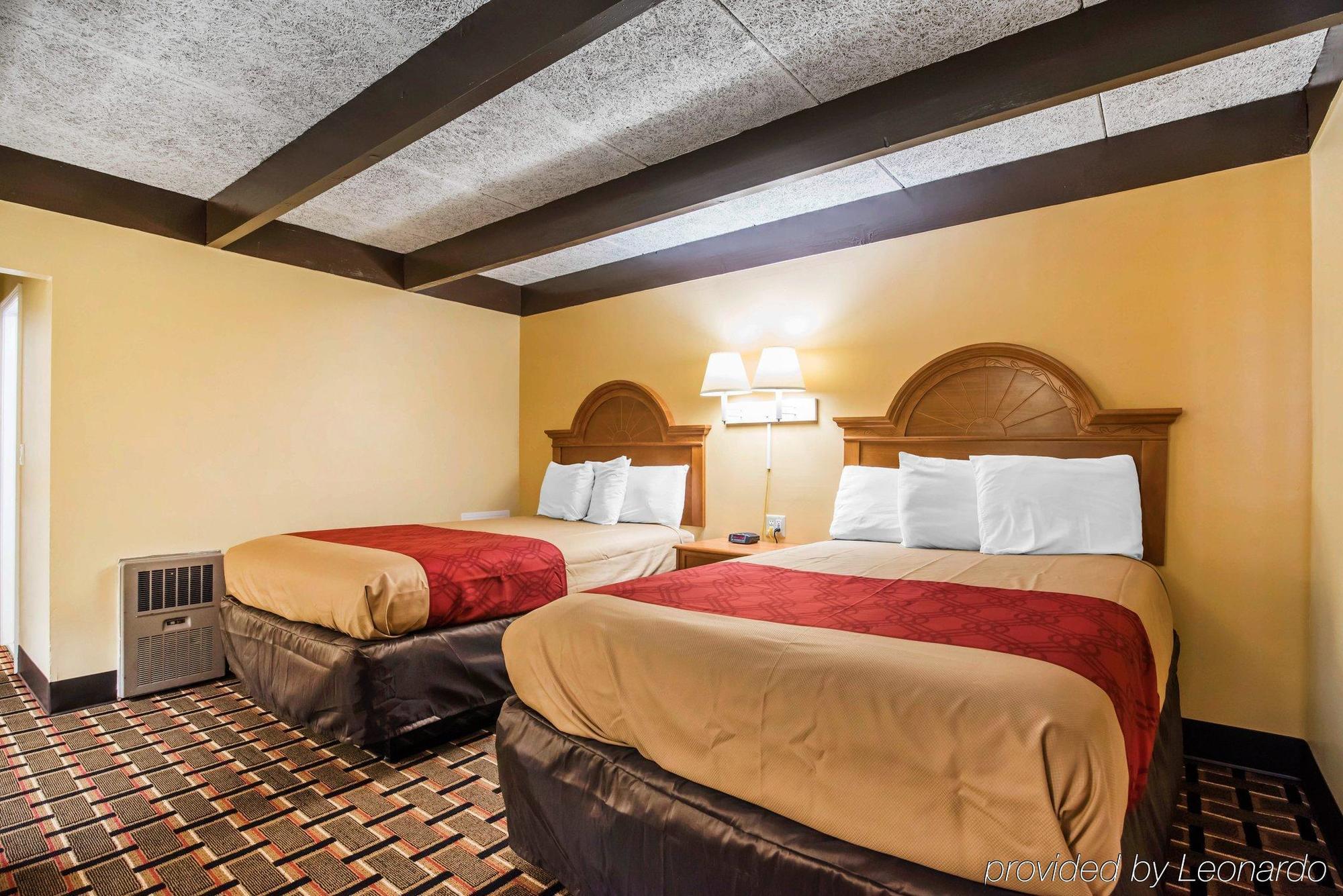 Econo Lodge ניו פאלץ מראה חיצוני תמונה