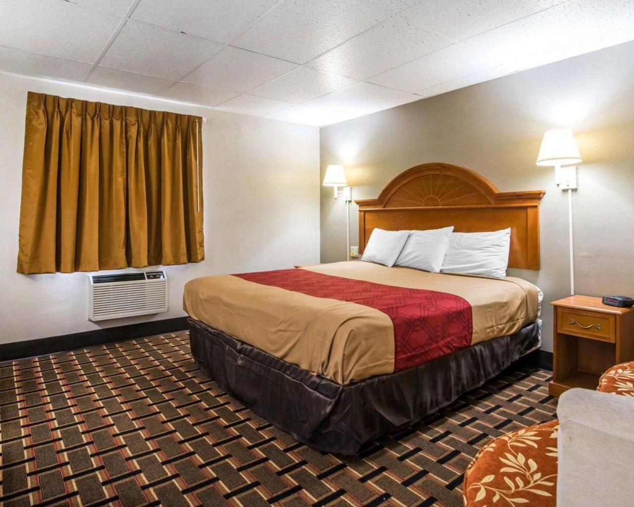 Econo Lodge ניו פאלץ מראה חיצוני תמונה